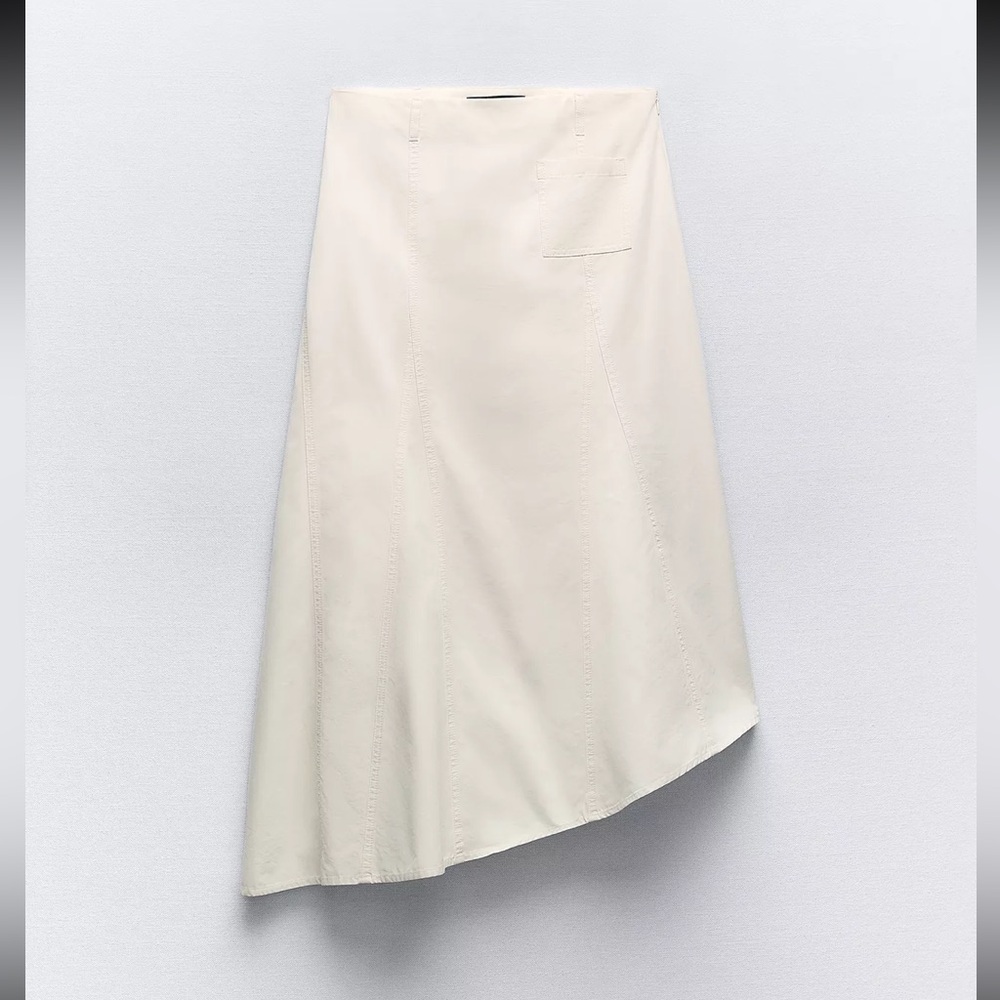 Asymmetric midi skirt. Zara. Size small. Never worn